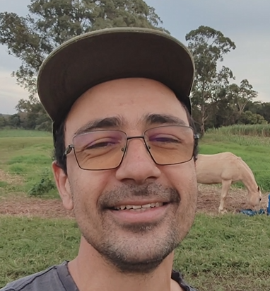 Paulo no Sítio na sua propriedade